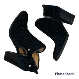 Franco Sarto Dakota Ankle Boot Bootie in Black Size 7